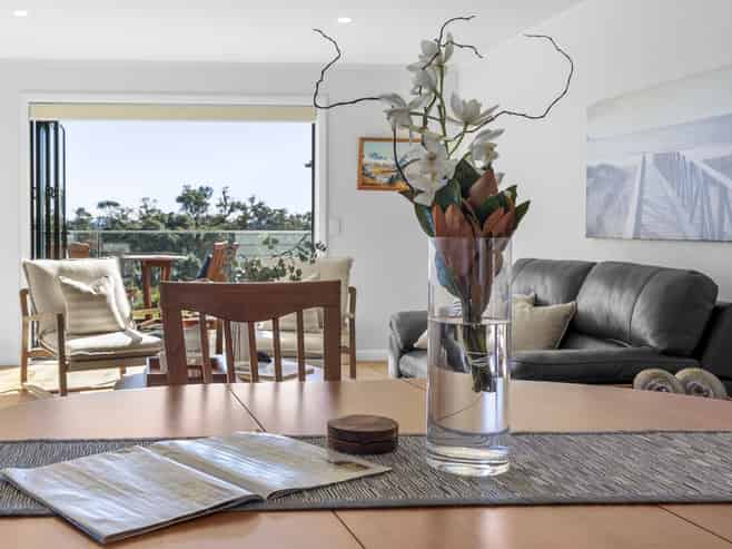 42 Tahuna Minhinnick Drive, Glenbrook