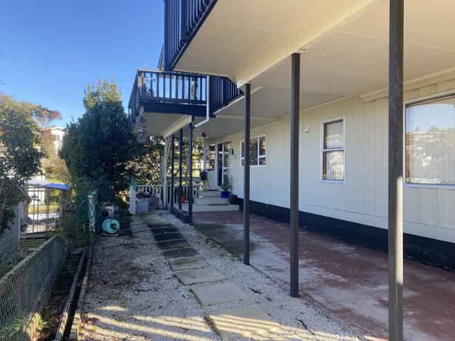 2/4 Alberta Street , Acacia Bay