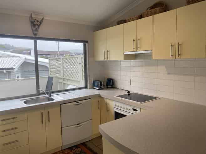 2/4 Alberta Street , Acacia Bay
