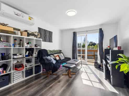 1/85A Tidal Road, Mangere