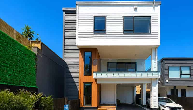 12F Manuwai Road, Torbay