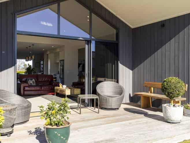 6 Sorrento Drive, Rangatira Park
