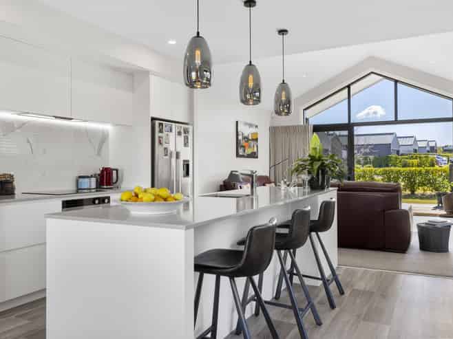 6 Sorrento Drive, Rangatira Park