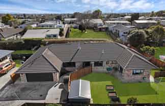 7 Ernest Shackleton Place, Waiuku