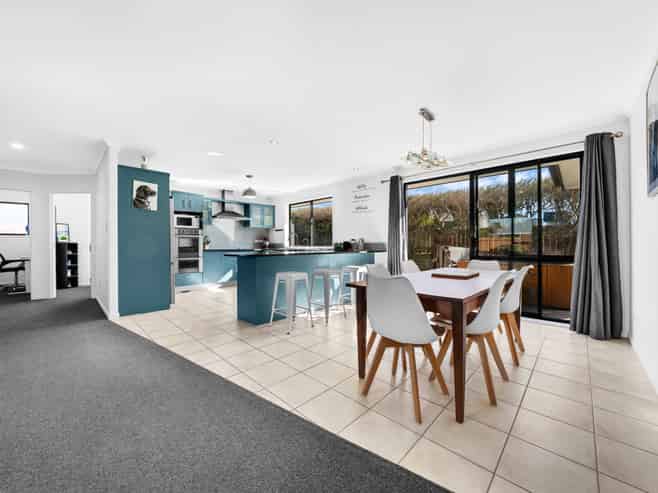 7 Ernest Shackleton Place, Waiuku