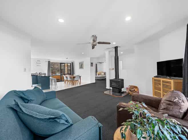 7 Ernest Shackleton Place, Waiuku