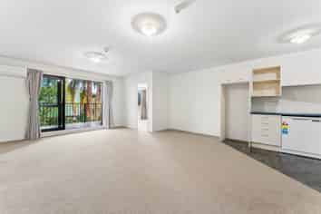 45/241 Hinemoa Street, Birkenhead
