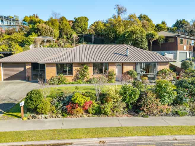 55 Washbourn Drive, Richmond
