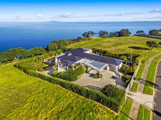 316 Pinecrest Drive, Gulf Harbour