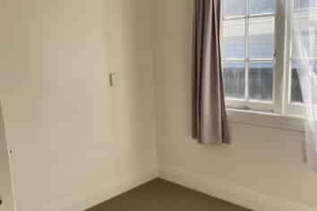 Auckland - Address withheld