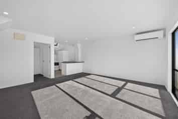 477 Madras Street, Saint Albans