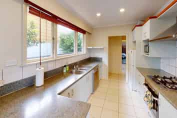 46 Buick Crescent, Awapuni
