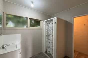 140 Anzac Parade, Whanganui East