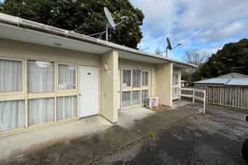 140 Anzac Parade, Whanganui East