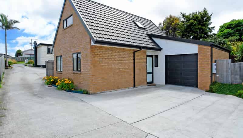 30A Chalmers Street, Avondale