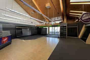 Bay Road Retail