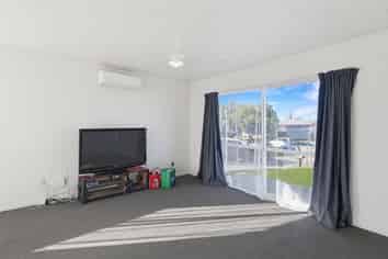 8 Kilkee Terrace, Flaxmere