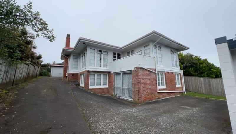 8 Lewis Street, Blockhouse Bay