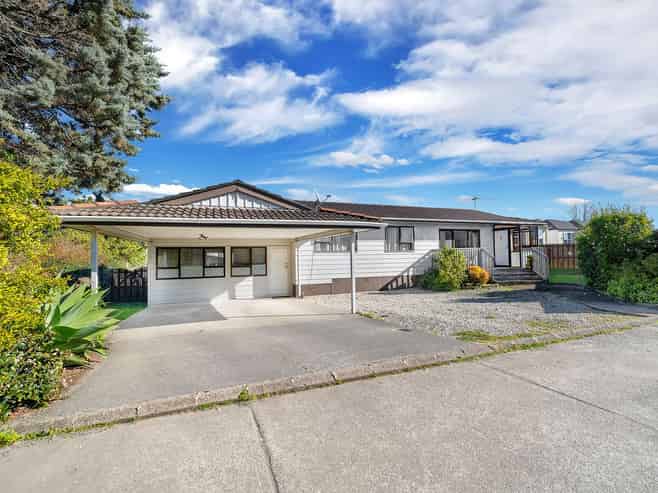 11 Sheralee Place, Bucklands Beach