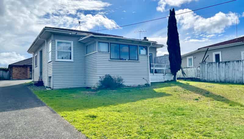 34 Wattle Street, New Lynn