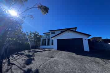 28 Ballymore Drive, Pinehill