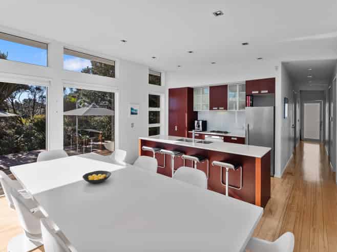 14 Pacific Parade, Surfdale