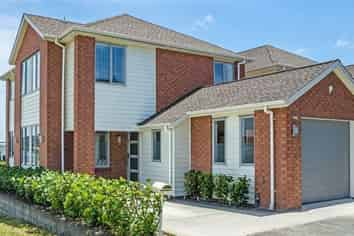 63 killarney drive, Flat Bush