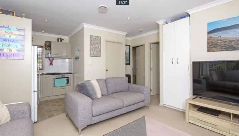 3A Oakridge Way, Northpark