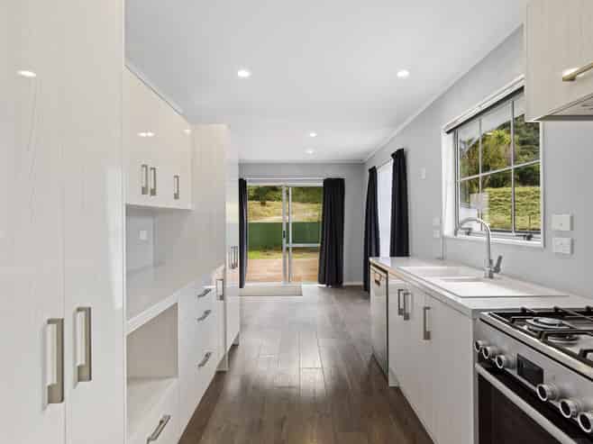 45 Hartford Crescent, Totara Park