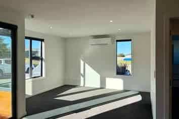 6 Dunford Lane, Andersons Bay