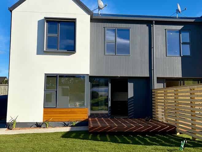 6 Dunford Lane, Andersons Bay
