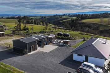 64 Cameron Road, BALCLUTHA