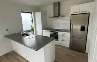 3A Riverhead Point Drive, Riverhead