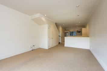 9/5 Malcolm Lane, Thorndon