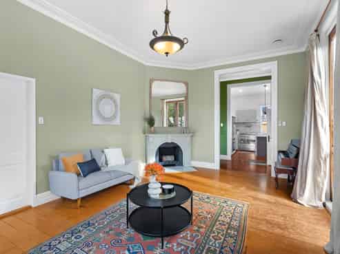 366 Western Hills Drive, Avenues