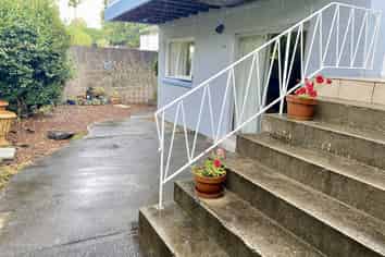 24a  Northgrove Avenue, Hillcrest
