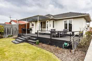 262 Main North Road, Redwood