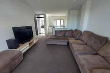 3/189 Massey Street, Frankton