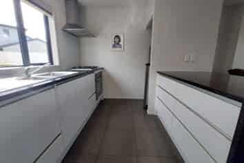 3/189 Massey Street, Frankton