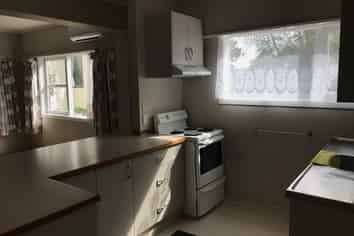 1040B East Coast Road, Fairview Heights