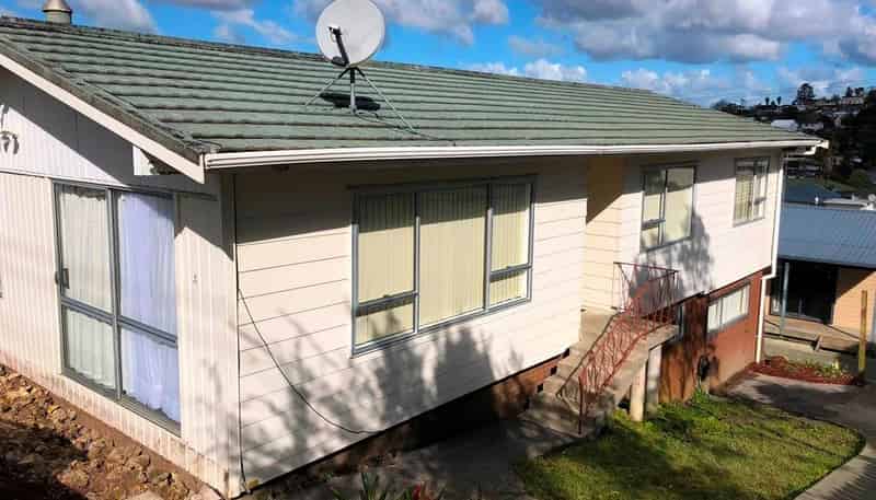 31 Triangle Road, Massey