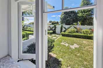 101 Cameron Road , Te Puke