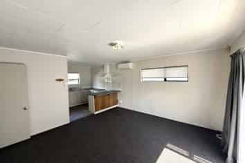 4/18 Waiari Road, Conifer Grove