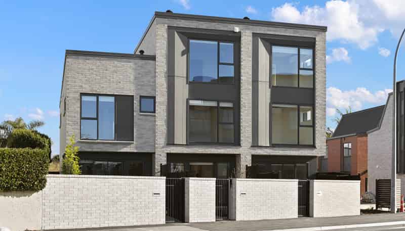 2/1335 Victoria Street, Beerescourt