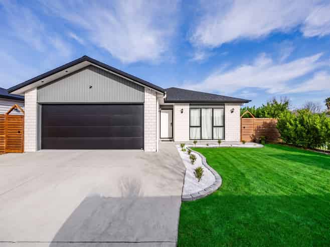 5 Strummers Lane, Papakura