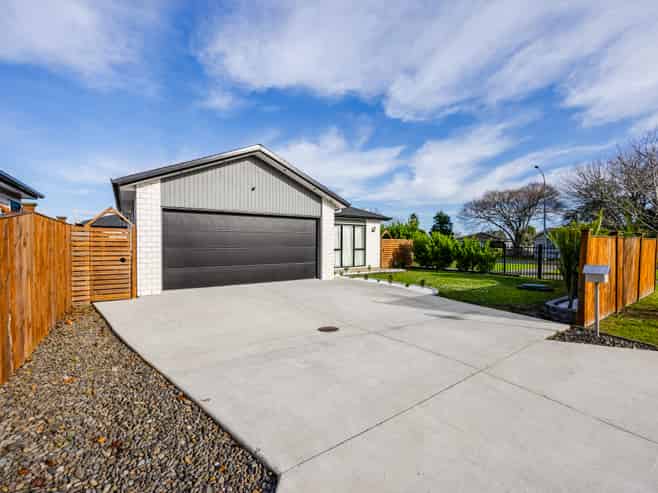 5 Strummers Lane, Papakura