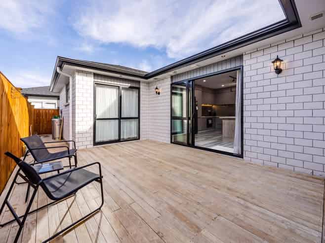 5 Strummers Lane, Papakura