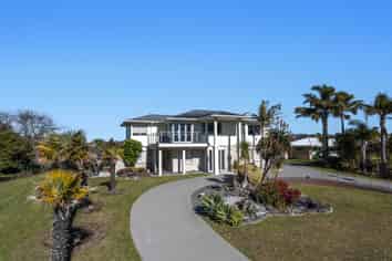 26 Ohiwa Parade, Ohope