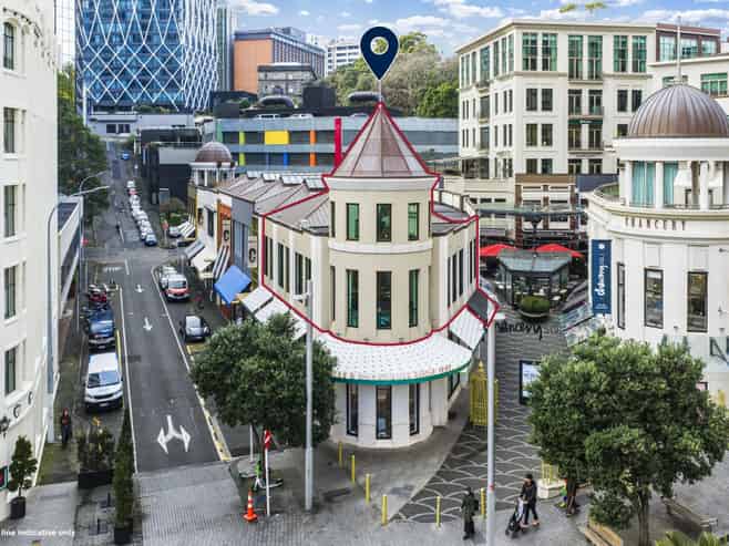 Prime CBD office with retail investment