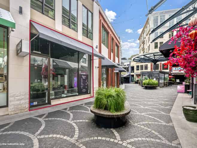 Prime CBD office with retail investment